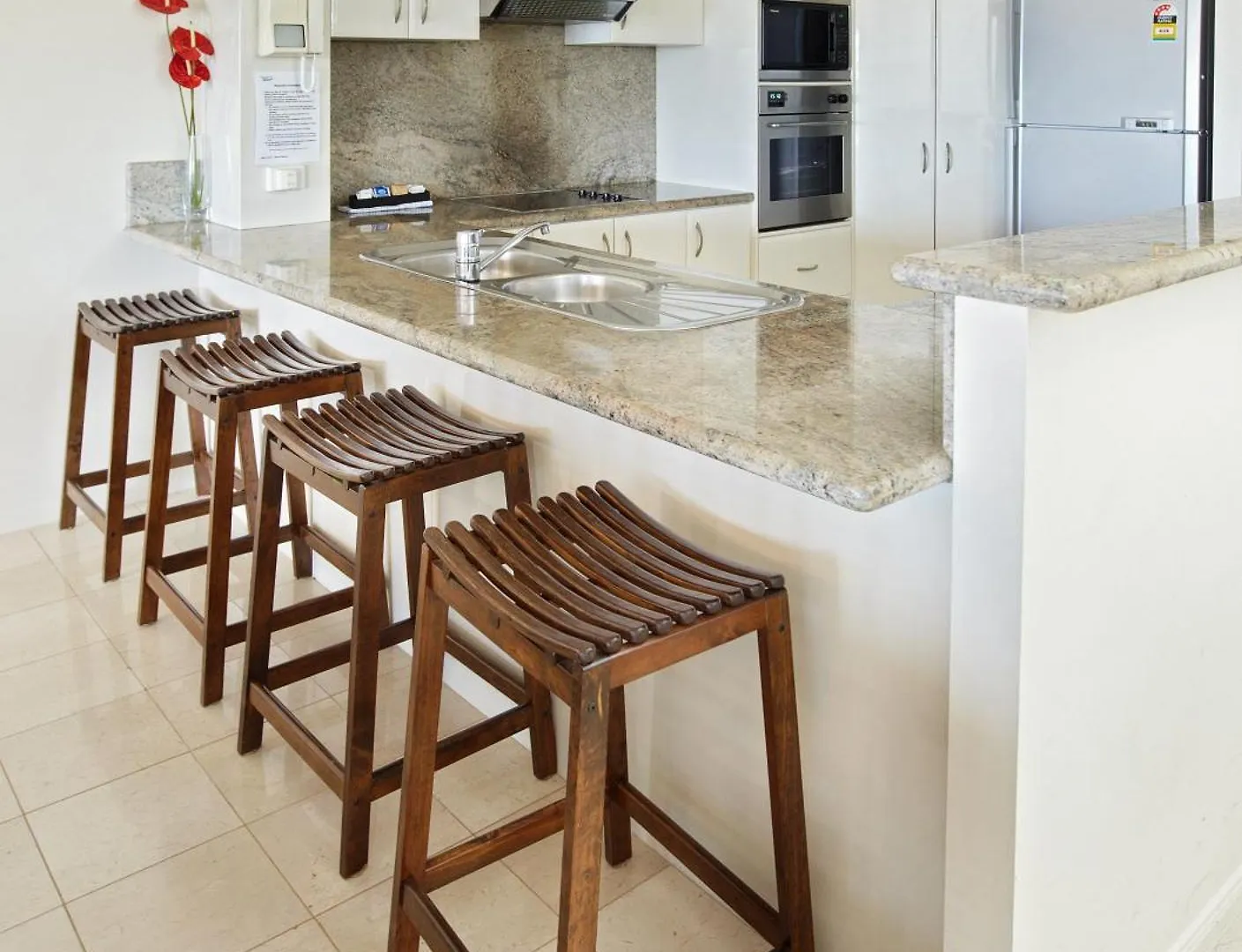 On The River Apartments Sunshine Coast 4*, Maroochydore Australia