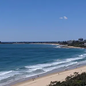  Apartment Beachfront Towers Australia