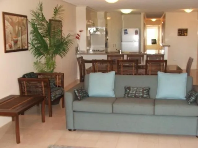 On The River Apartments Maroochydore 4*,