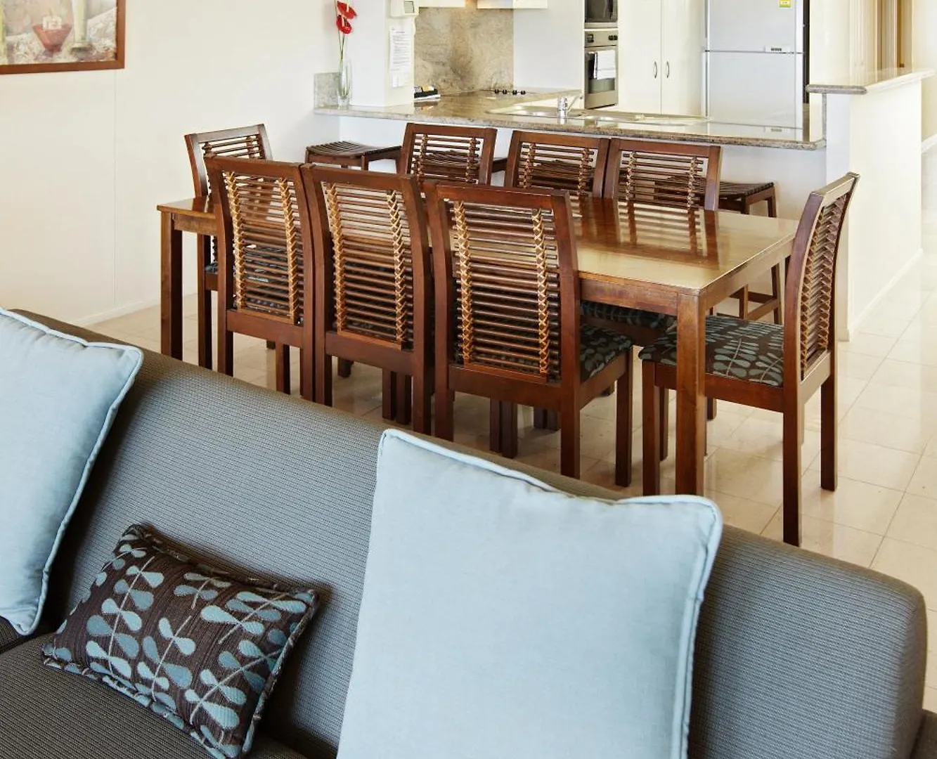 On The River Apartments Maroochydore Aparthotel