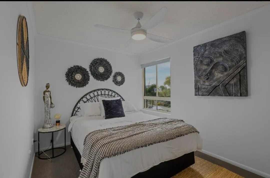 On The River Apartments Maroochydore Aparthotel